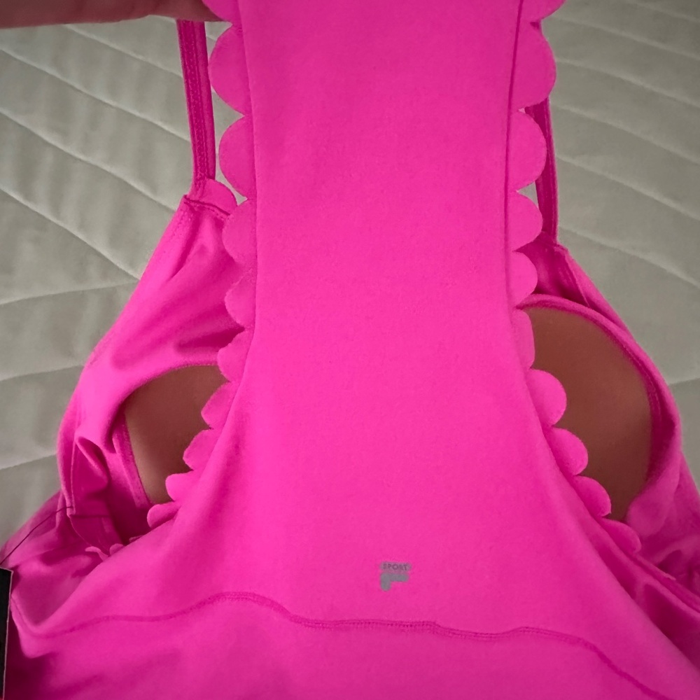 Fila Women’s Work Out Top - XL - NWT - Picture 7 of 7